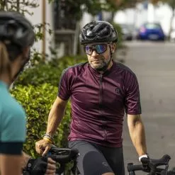 Rogelli Explore Cykeltrøje - Bordeaux/Sort 11 Rogelli Explore Cykeltrøje - Bordeaux/Sort -Cykelshorts Butik Rogelli Explore Cykeltroeje Bordeau 1645189063 04