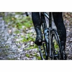 Rogelli Neotec Skoovertræk 7 Rogelli Neotec Skoovertræk -Cykelshorts Butik Rogelli Neotec Skoovertraek 1666710537 02